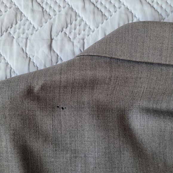 Vintage Oleg Cassini 2-Piece Silver Gray Suit, From The Cassini Gold Line - Picture 13 of 16